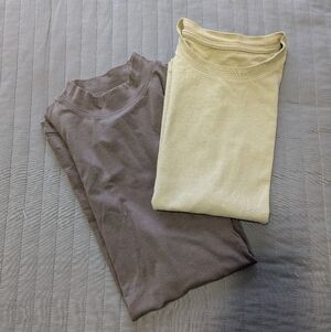 Women's Fitness Shirts ALPHALETE, Med & Sm - 2 PACK, grey and light green